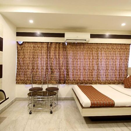 Hotel Oc Residency Bombay Extérieur photo