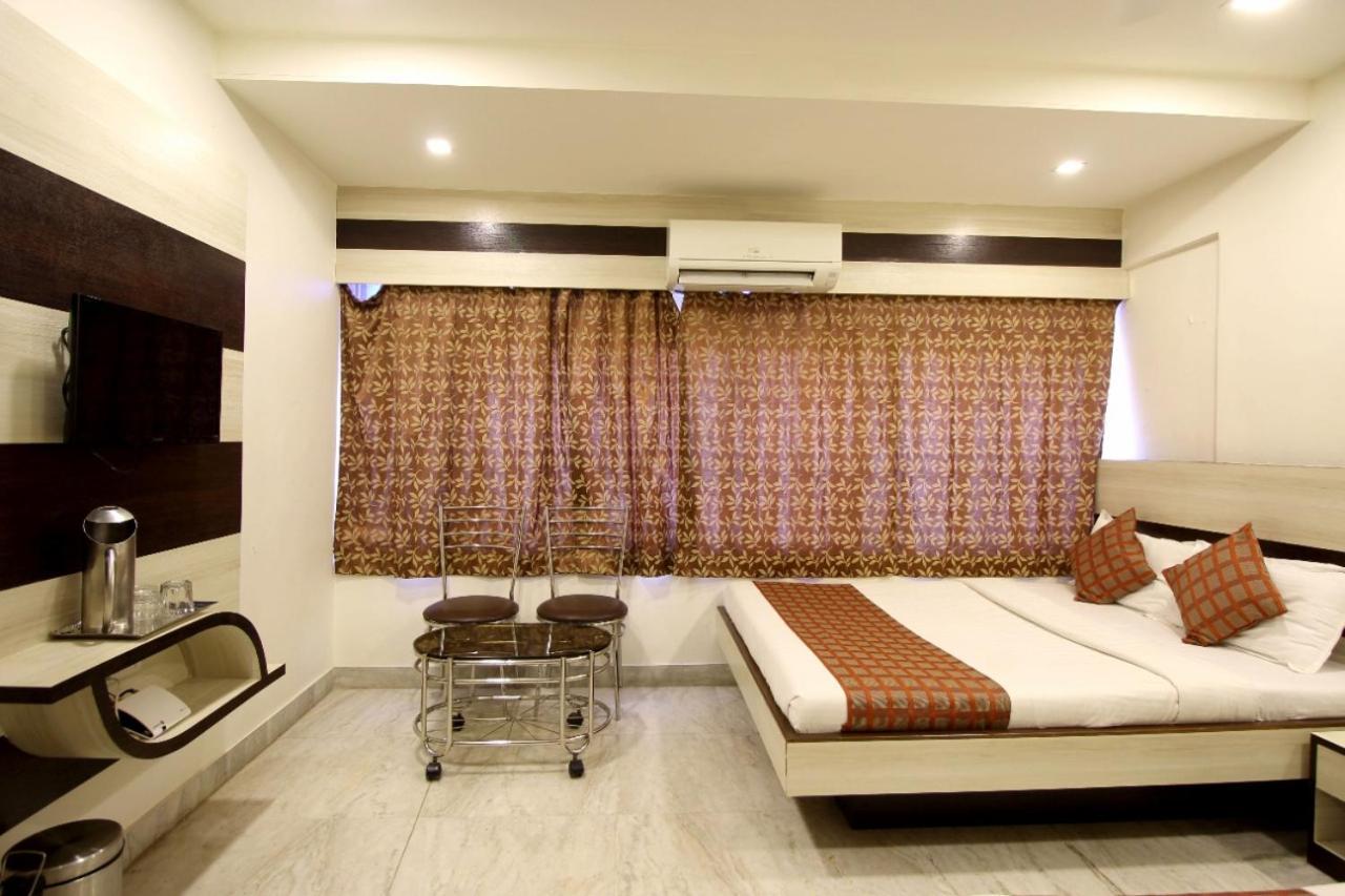 Hotel Oc Residency Bombay Extérieur photo