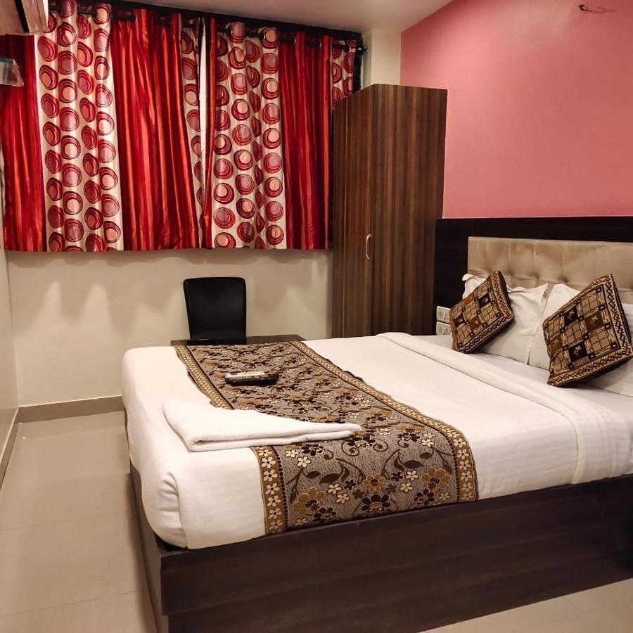 Hotel Oc Residency Bombay Extérieur photo