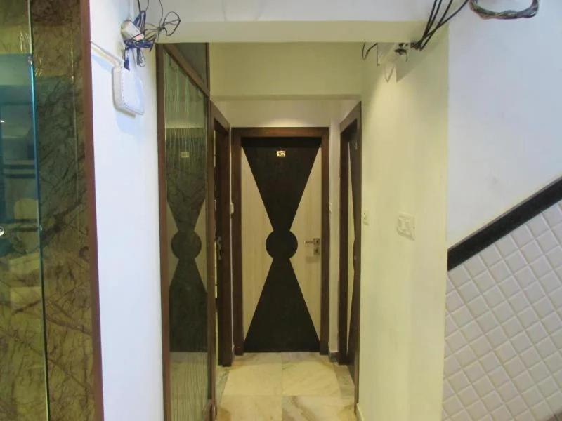 Hotel Oc Residency Bombay Extérieur photo