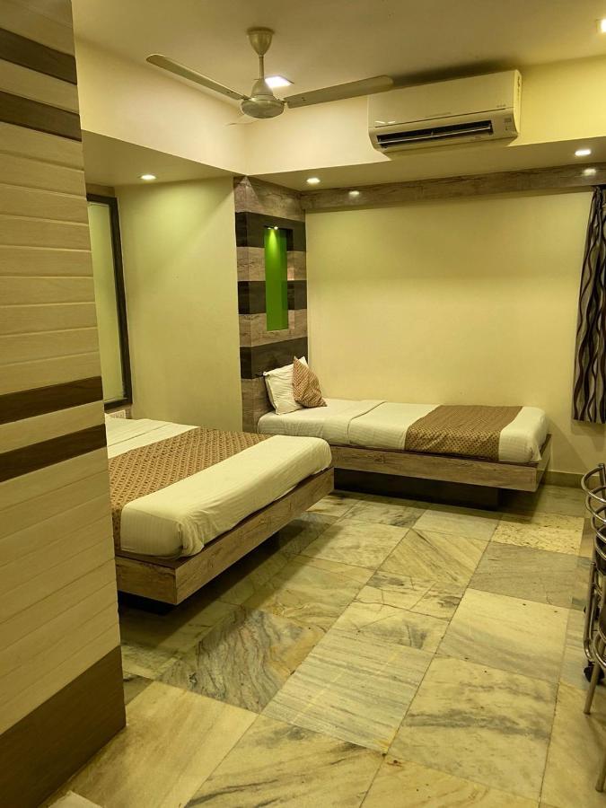 Hotel Oc Residency Bombay Extérieur photo