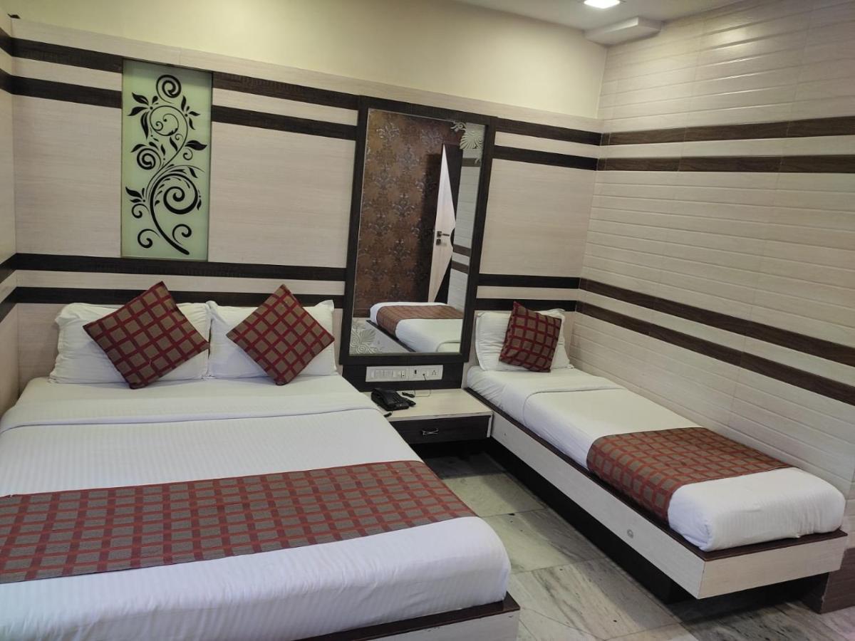 Hotel Oc Residency Bombay Extérieur photo