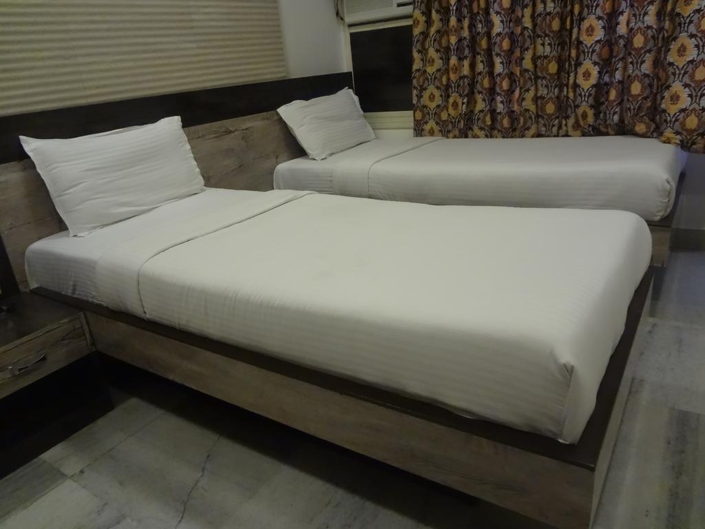 Hotel Oc Residency Bombay Extérieur photo